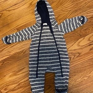 H&M infant snowsuit 2-4M